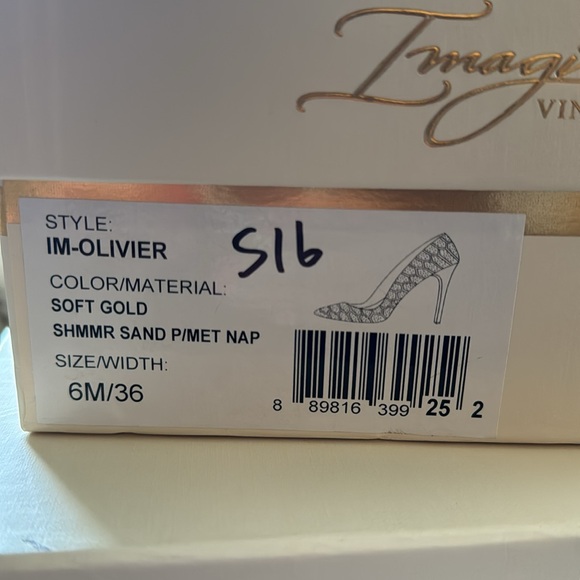 Vince Camuto special occasion sparkly pumps - Picture 10 of 10